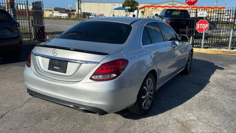 2015 Mercedes-Benz C-Class C 300