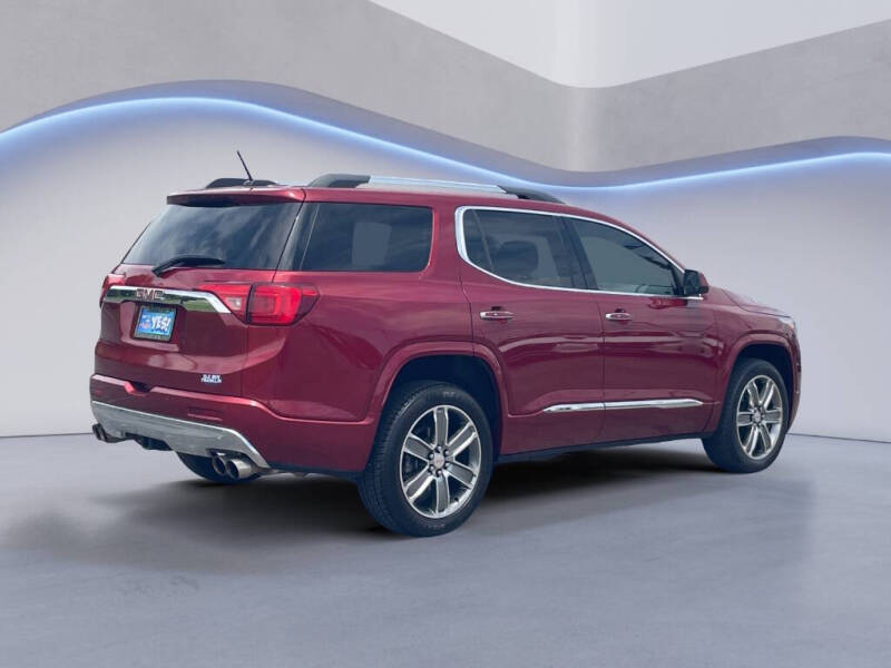 2019 GMC Acadia Denali