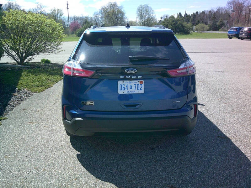 2021 Ford Edge SE