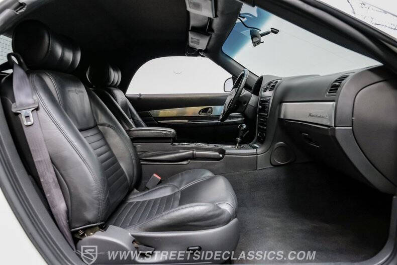2002 Ford Thunderbird Deluxe
