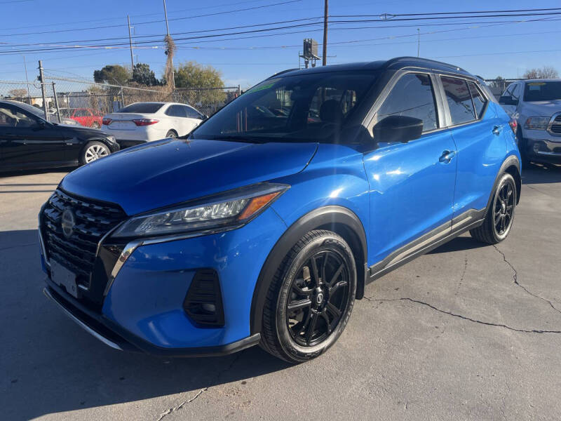 2021 Nissan Kicks SR