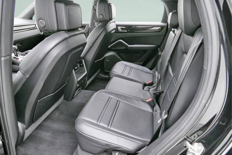 2022 Porsche Cayenne