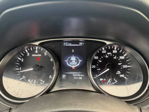 2015 Nissan Rogue SL