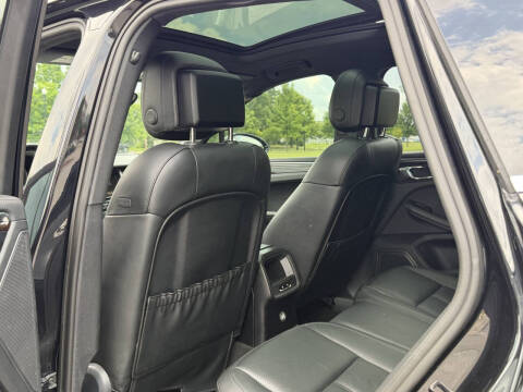 2015 Porsche Macan S