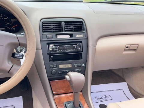 1999 Lexus ES 300