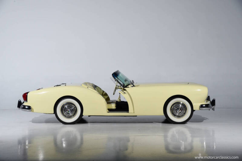 1954 Kaiser Darrin
