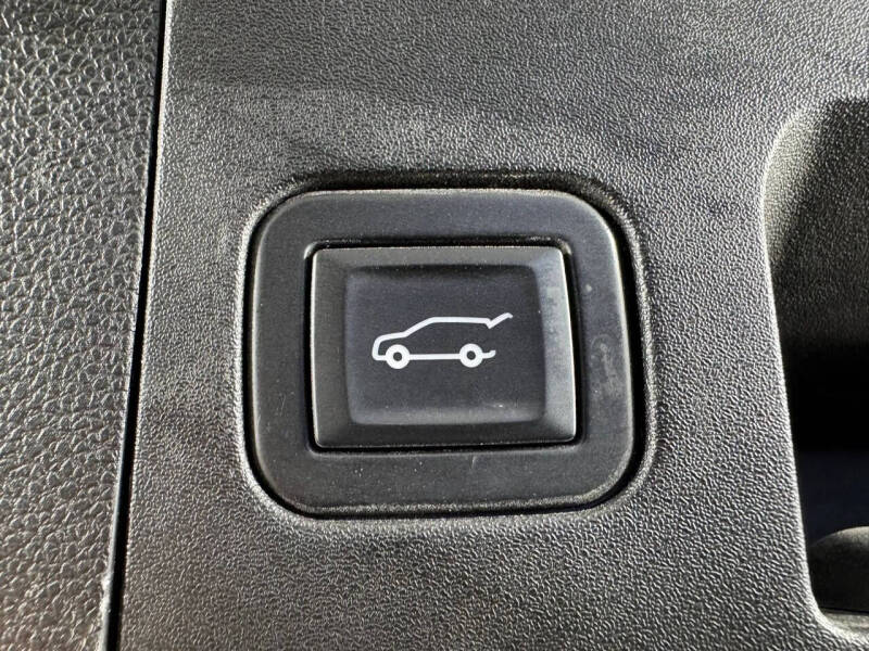 2021 Cadillac XT4 Luxury