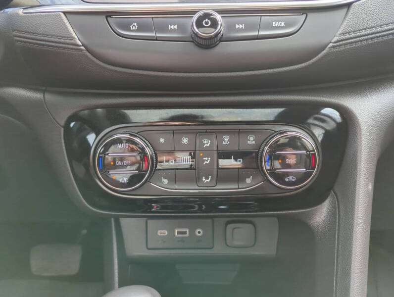 2023 Buick Encore GX Essence