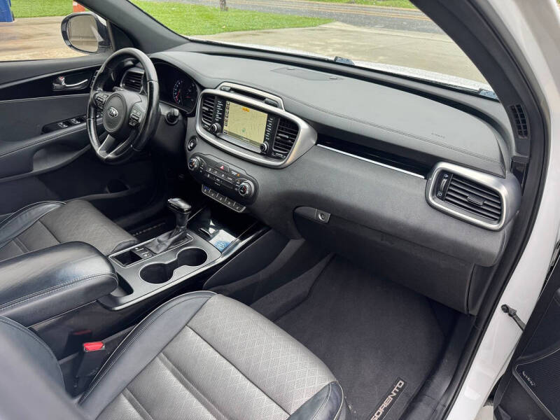 2016 Kia Sorento SX Limited