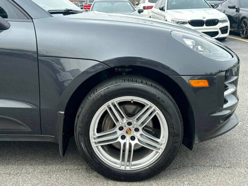 2020 Porsche Macan