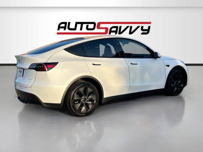 2025 Tesla Model Y Long Range