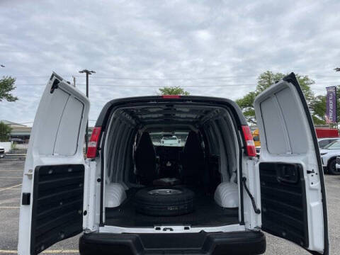 2026 Chevrolet Express 2500
