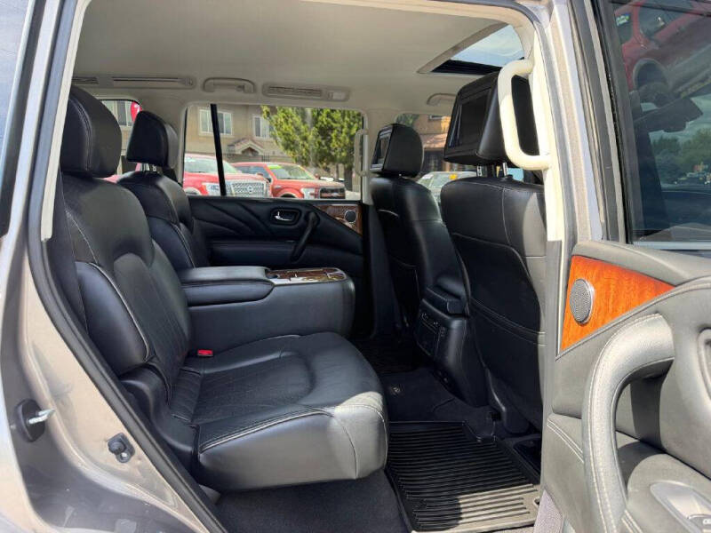 2015 Infiniti QX80