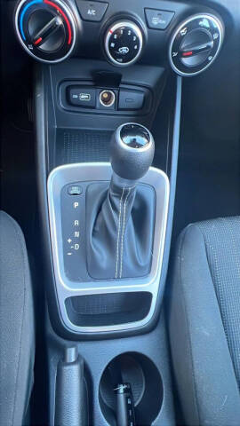 2022 Hyundai Venue SE