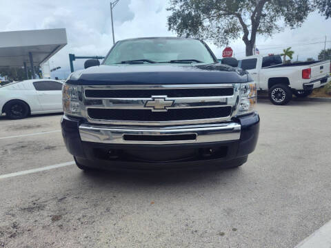 2009 Chevrolet Silverado 1500 for sale at Seven Mile Motors, Inc. in Naples FL