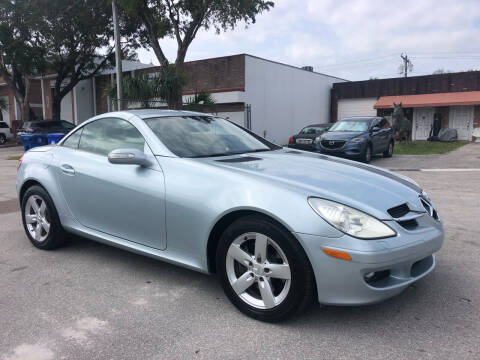 2006 Mercedes-Benz SLK for sale at Florida Cool Cars in Fort Lauderdale FL