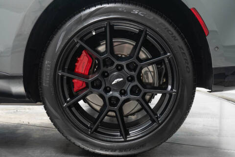 2022 Aston Martin DBX