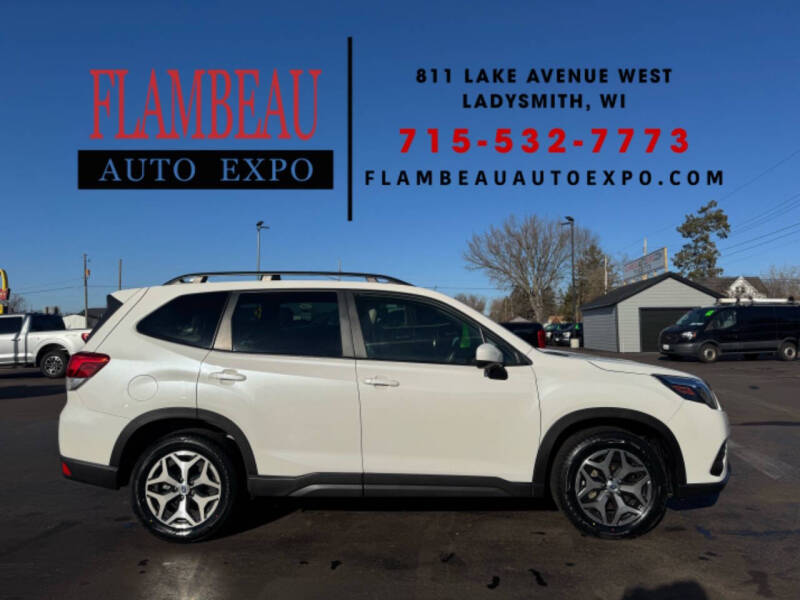 2023 Subaru Forester Premium's photo