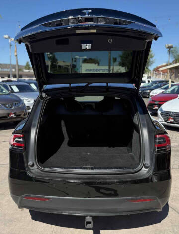 2018 Tesla Model X 75D