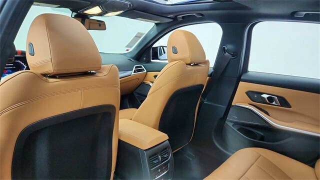 2025 BMW 3 Series M340i