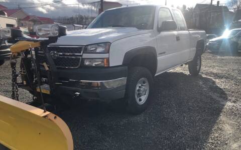 2005 Chevrolet Silverado 2500HD for sale at Story Brothers Auto in New Britain CT