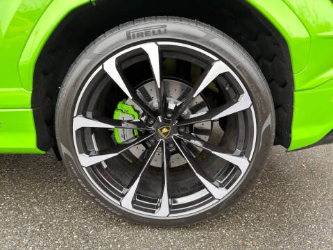 2024 Lamborghini Urus S