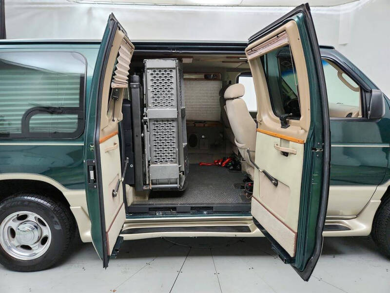 2008 Ford E-Series E-150