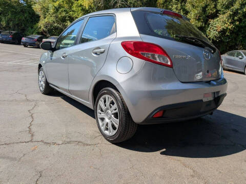 2013 Mazda MAZDA2 Sport