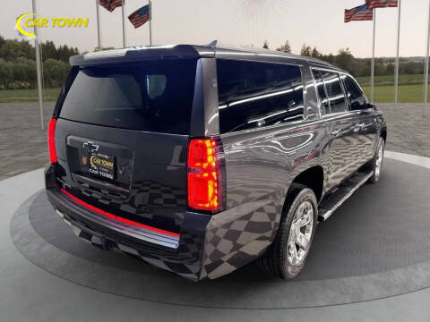 2017 Chevrolet Suburban LT
