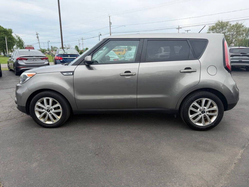 2017 Kia Soul +