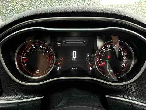 2016 Dodge Challenger 392 HEMI Scat Pack Shaker