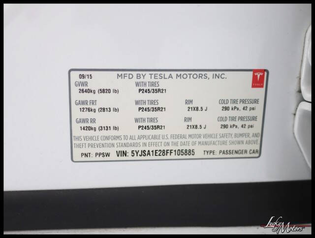 2015 Tesla Model S 90D