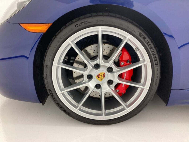 2025 Porsche 718 Cayman GTS 4.0