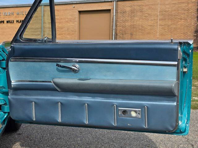 1963 Ford Thunderbird