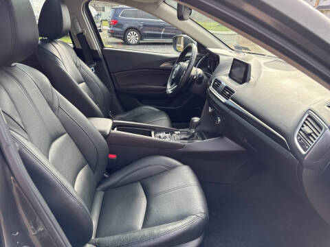 2017 Mazda MAZDA3 Grand Touring