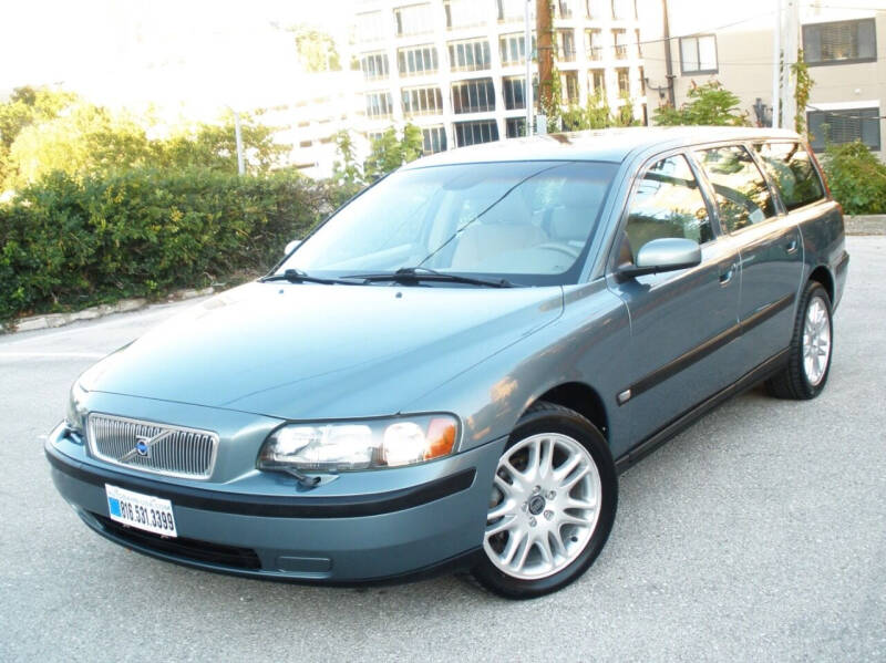 2004 Volvo V70 for sale at Autobahn Motors USA in Kansas City MO