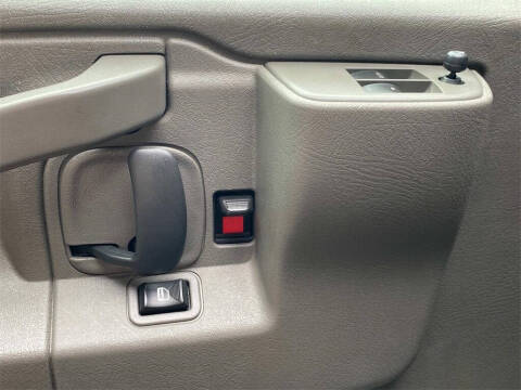 2023 Chevrolet Express 2500