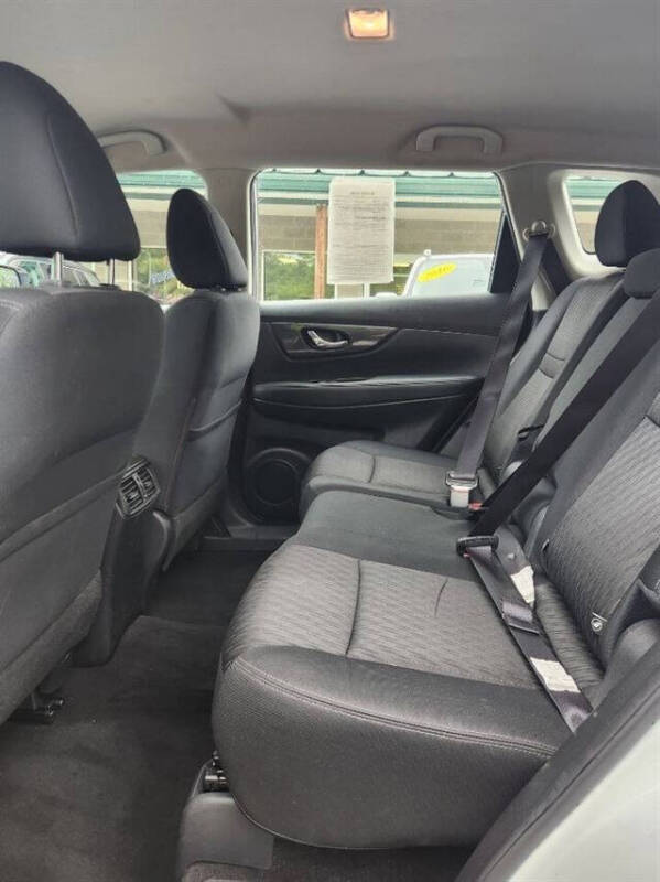 2018 Nissan Rogue S