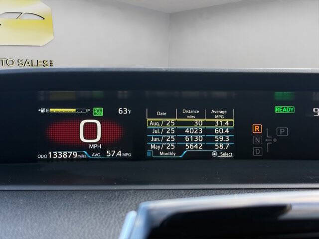 2021 Toyota Prius LE