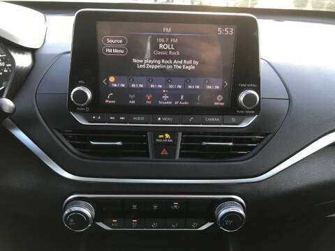 2021 Nissan Altima 2.5 SV