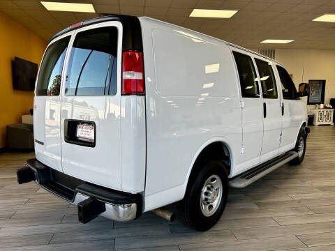 2024 Chevrolet Express 2500