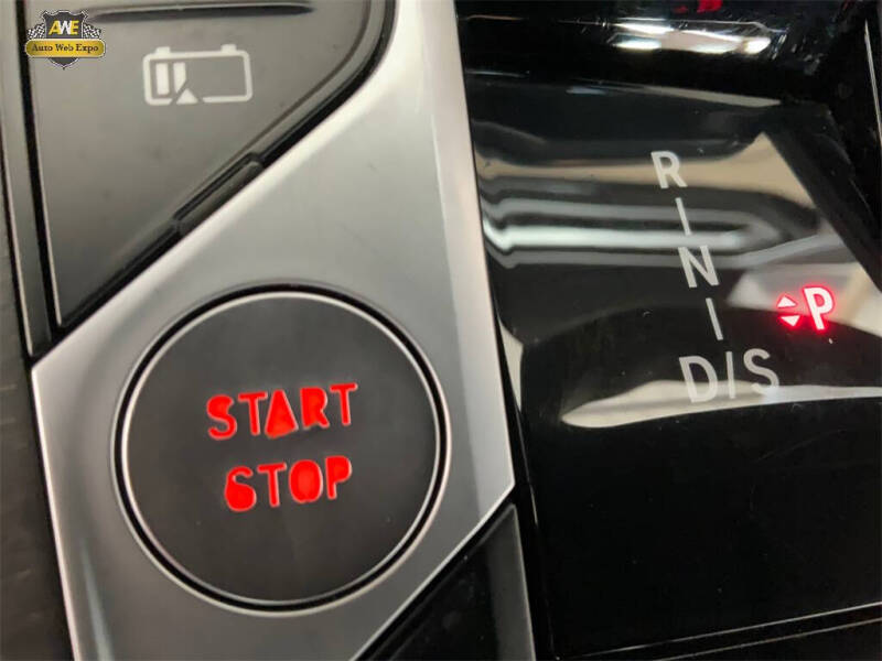 2023 BMW 3 Series 330e