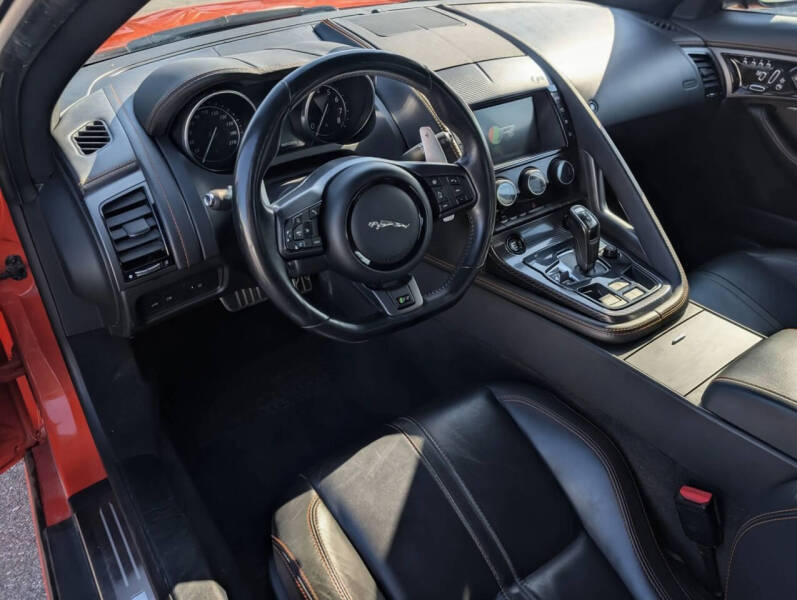 2016 Jaguar F-TYPE R