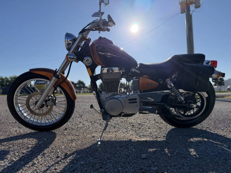 2011 Suzuki Boulevard S40 LS650
