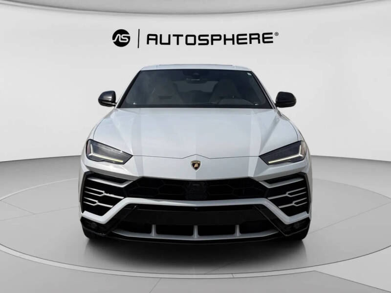 2019 Lamborghini Urus