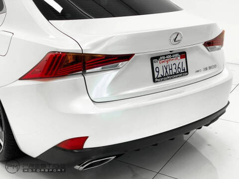 2017 Lexus IS 300