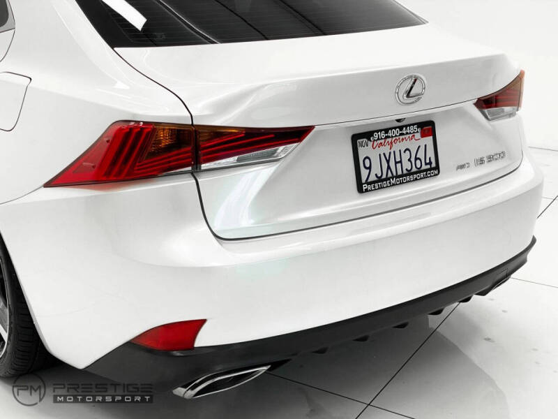 2017 Lexus IS 300
