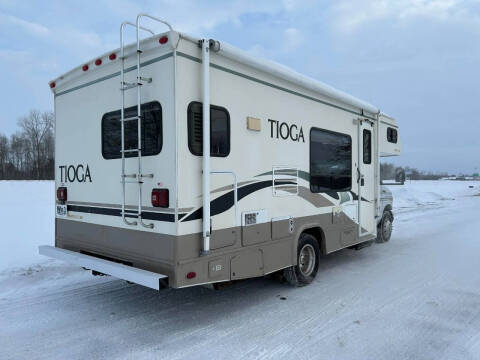 2001 Ford E-Series E-450 SD