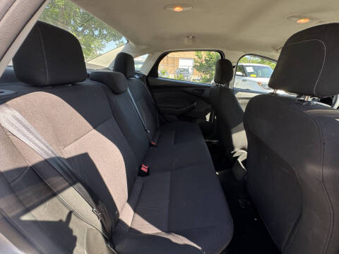 2017 Ford Focus S