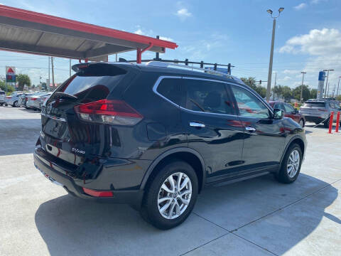2018 Nissan Rogue SV